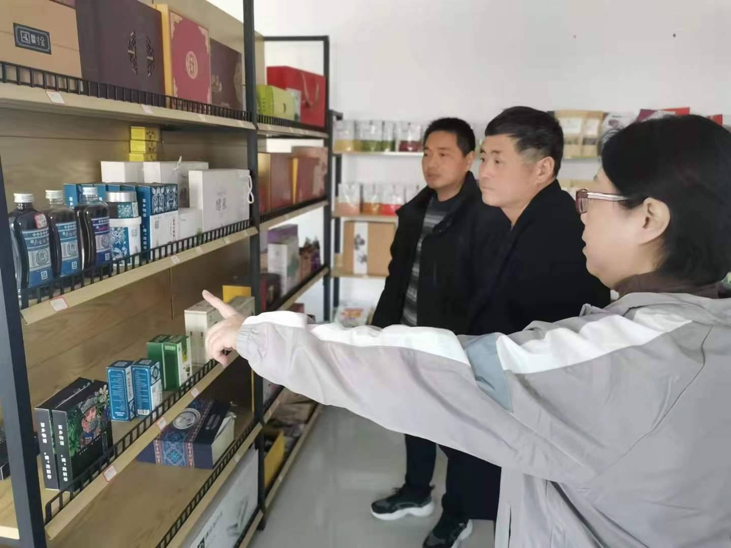 泗洪县龙集镇领导莅临耐诺集团洽谈农文旅产业合作